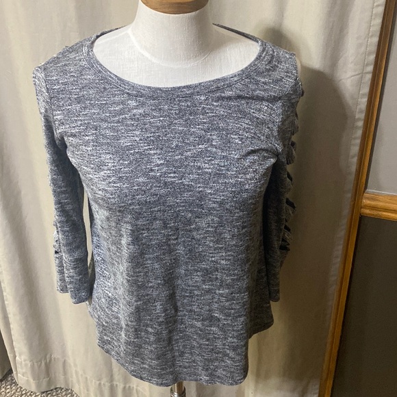 Jennifer Lopez dark gray & cream cold shoulder 3/4 sleeve top size small - Picture 1 of 8